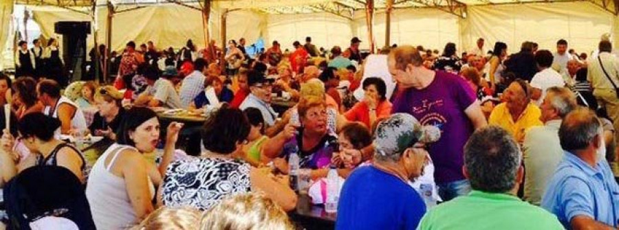 SANXENXO-Una multitudinaria romería para despedir las fiestas