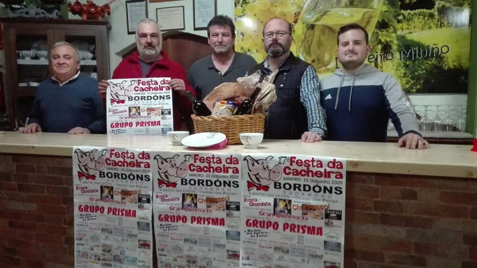 Bordóns celebra hoy la Festa da Cacheira con música, sorteos y subasta de gallos