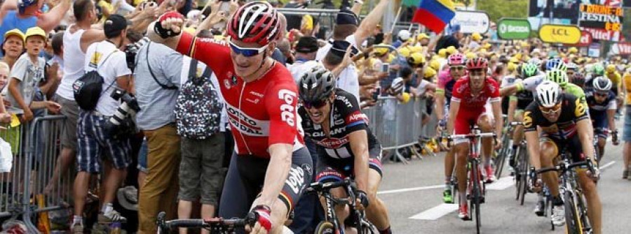 Greipel hace triplete