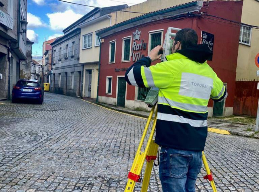 Caldas realiza el levantamiento topográfico del Campo da Torre previo al plan de urbanización