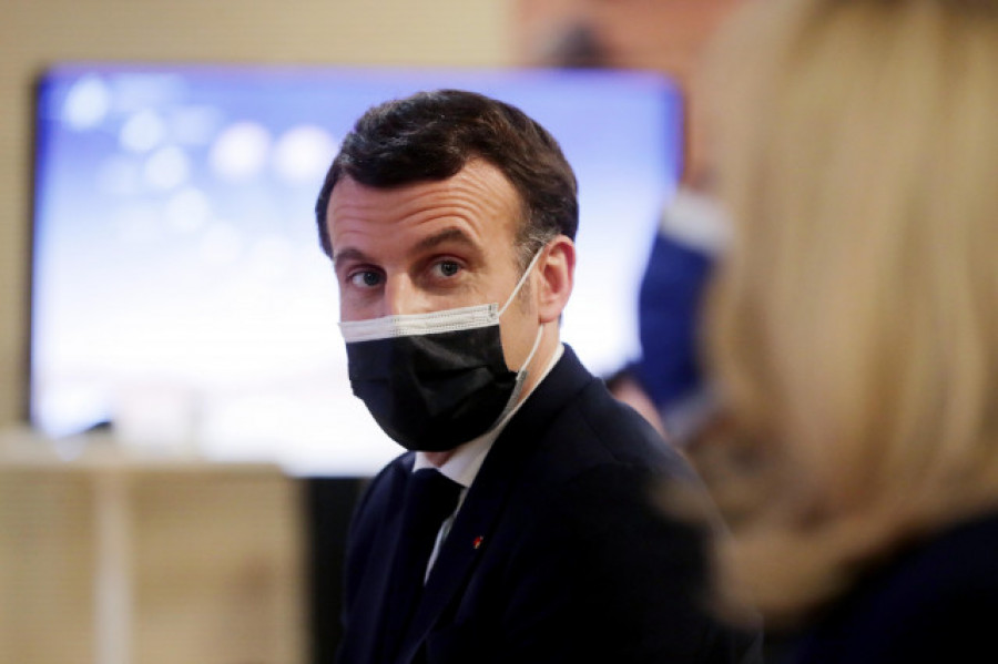 Macron pide que Occidente facilite 5 % de sus vacunas a países en desarrollo