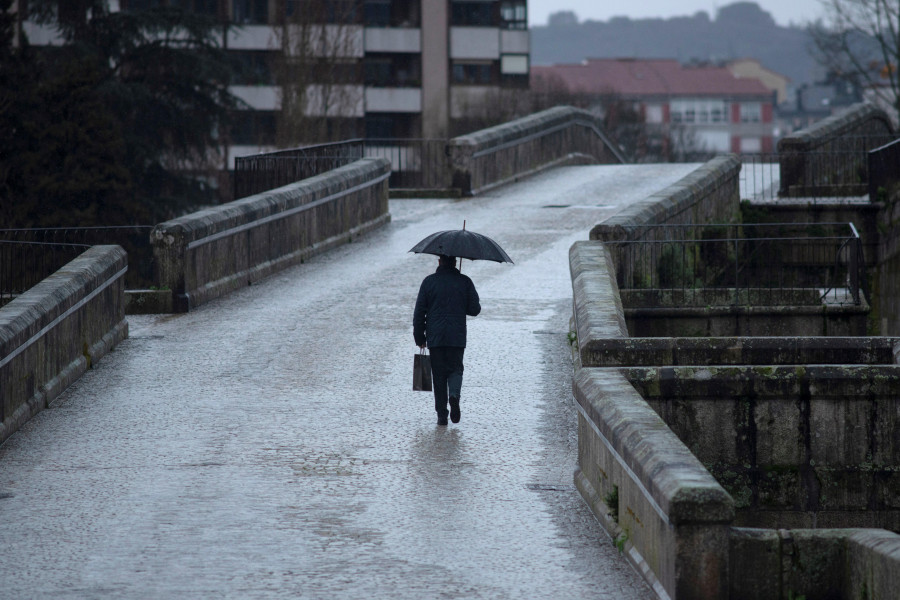 "Karim" deja en Galicia casi 300 incidencias en un día, con inundaciones y caídas de árboles