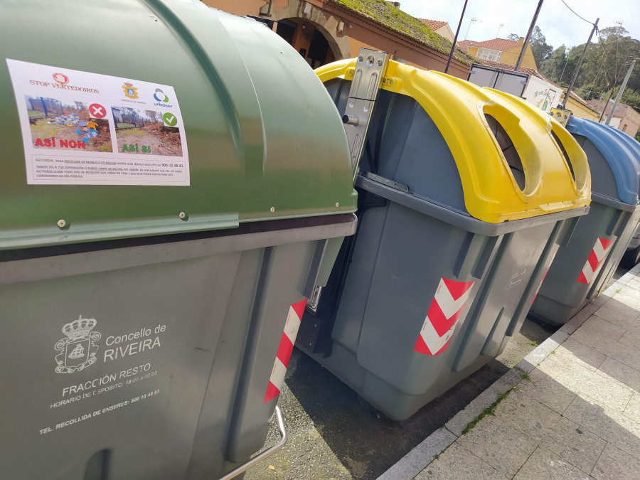 Urbaser desarrolla en Ribeira una campaña informativa para tratar de erradicar los vertederos incontrolados