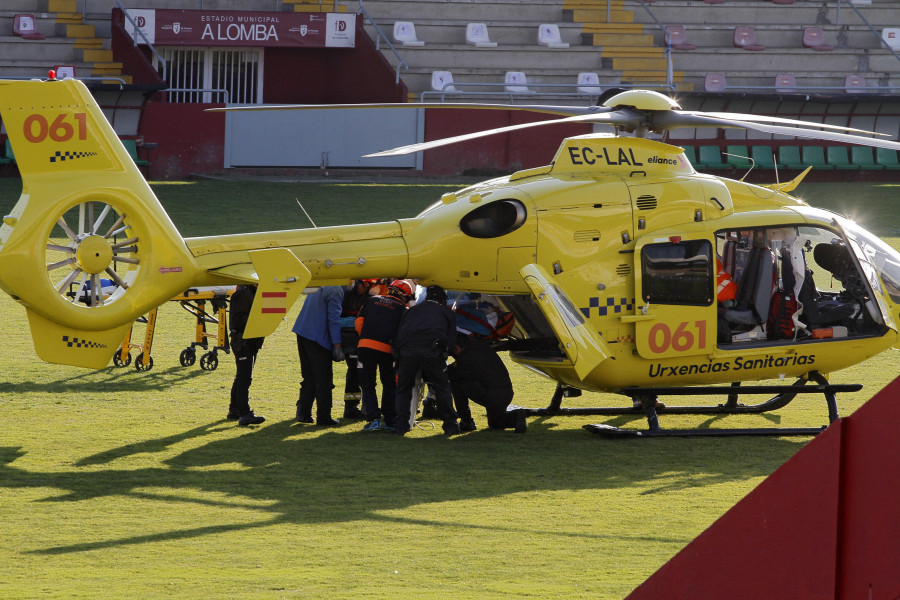 Un herido grave por una explosión de gas en una vivienda en Vilagarcía (Álbum de fotos))