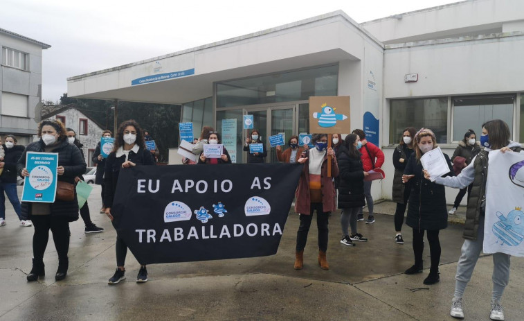 Trabajadoras del centro de día de Boiro y A Galiña Azul secundarán una huelga indefinida desde el 30