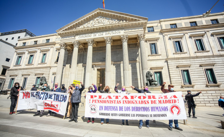 Madrid protesta contra la privatización de las pensiones