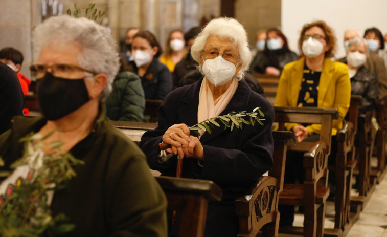 Arousa vivió un Domingo de Ramos con restricciones y fervor