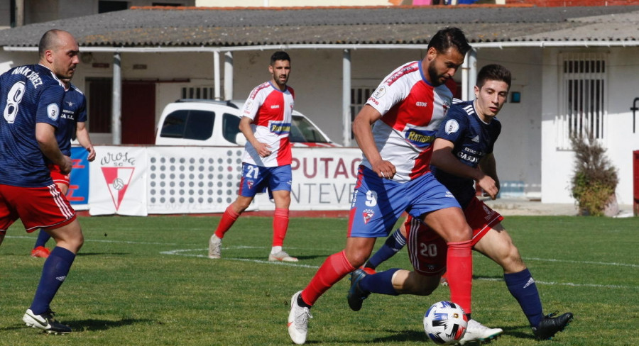 El Arosa arranca su camino al ascenso en Lugo con el Polvorín