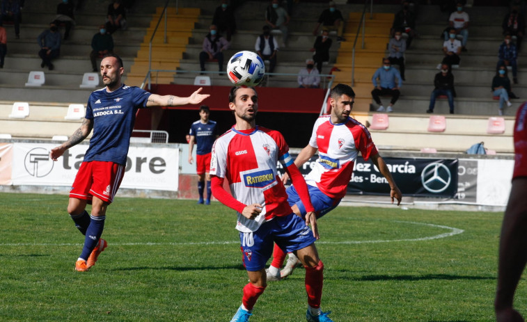 El Arosa inicia la fase de ascenso en Lugo y el Ribadumia visita As Pontes