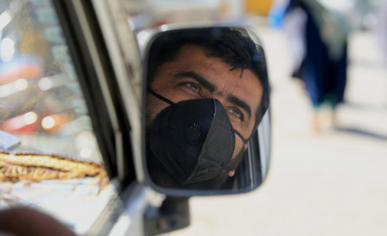 La DGT aclara que no es sancionable no usar mascarilla dentro del coche