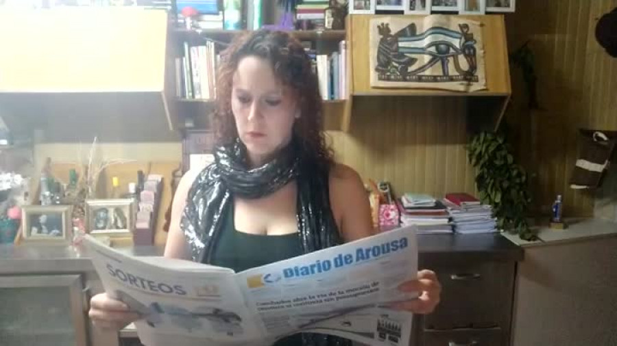 VÍDEO Parabéns polos 20 anos de Diario de Arousa de Fátima Rey, profesora e impulsora do teatro na comarca