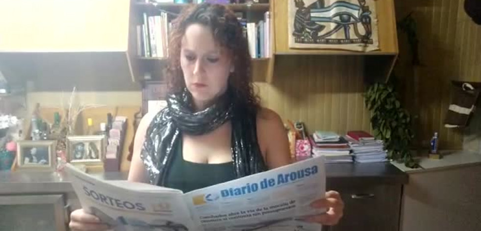 VÍDEO Parabéns polos 20 anos de Diario de Arousa de Fátima Rey, profesora e impulsora do teatro na comarca