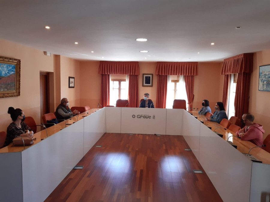 CCOO plantea ERTE o bolsa de trabajo para blindar el empleo en Thenaisie con la oferta de Conservas Dani