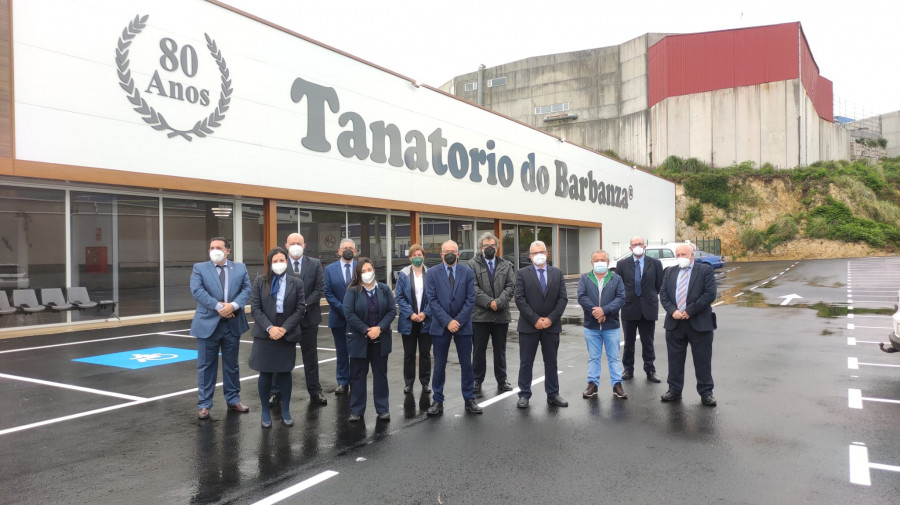 Pompas Fúnebres del Noroeste inaugura en Ribeira el primer tanatorio con columbario de la comarca