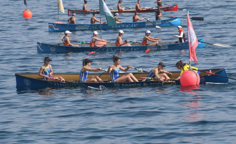 Rianxo y Mecos lideran la flota arousana en  el Nacional de Meira