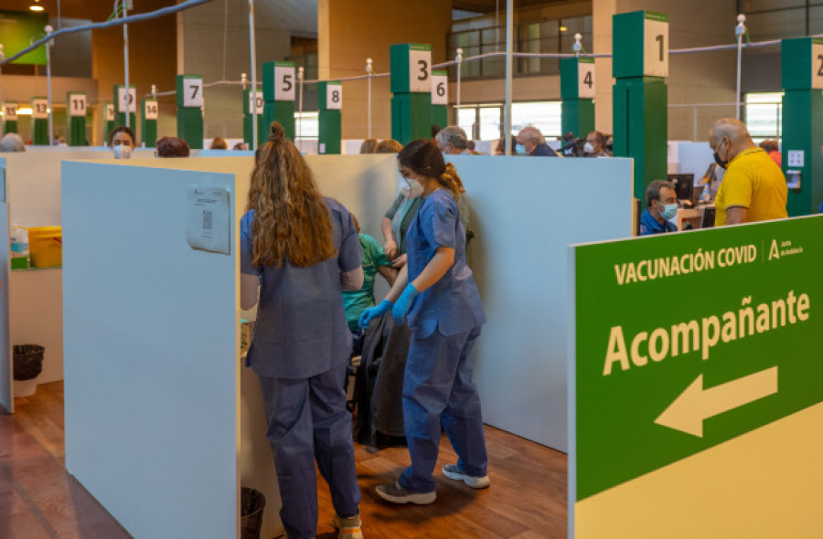 España roza los 6 millones de inmunizados, el 12,6 % de la población