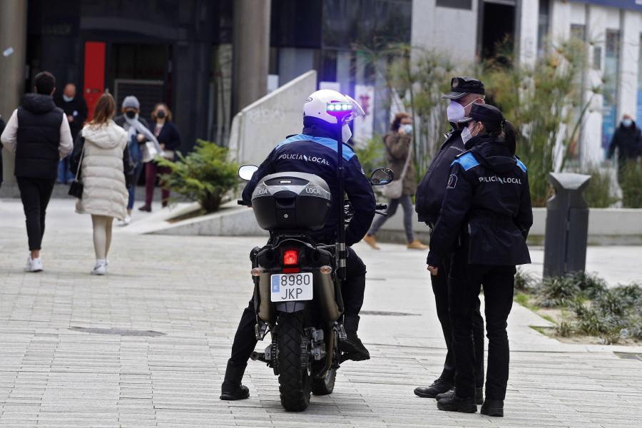 Vilagarcía presenta una veintena de denuncias tras el primer fin de semana sin estado de alarma