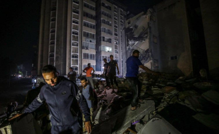 Suben a 174 los muertos en Gaza, tras una nueva noche de bombardeos israelíes