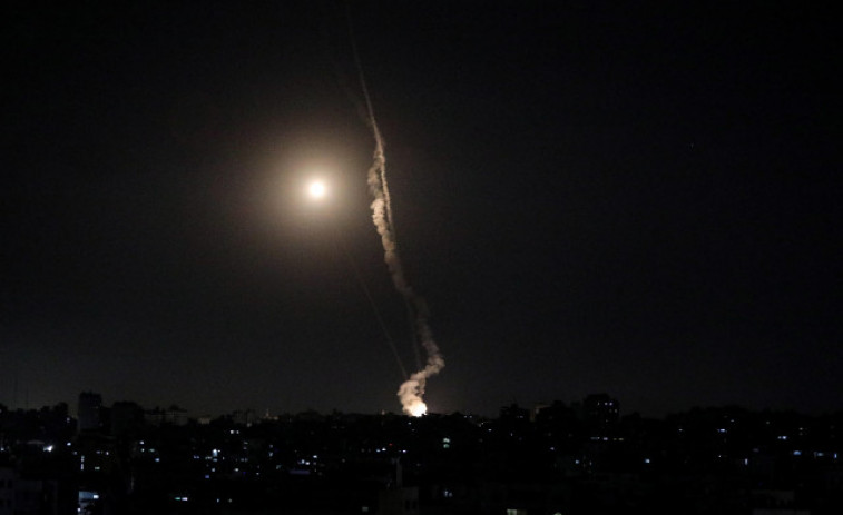 Israel ataca 40 objetivos con un ataque de 120 bombas a la red de túneles de Hamás en la Franja de Gaza