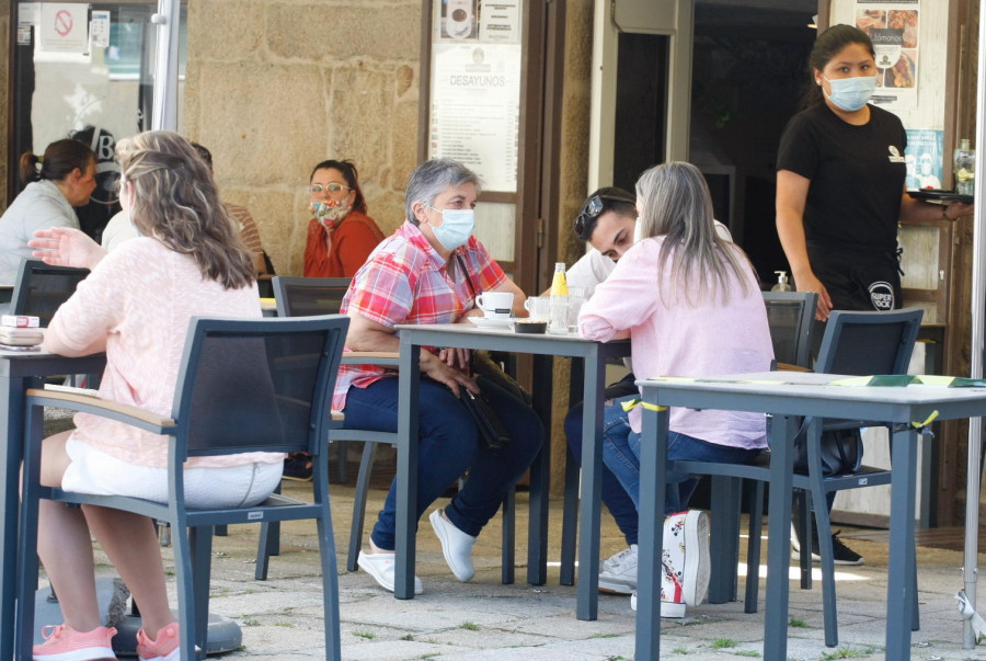 El alivio de las medidas anima a Cambados y Vilanova y A Pobra acogerá cribados