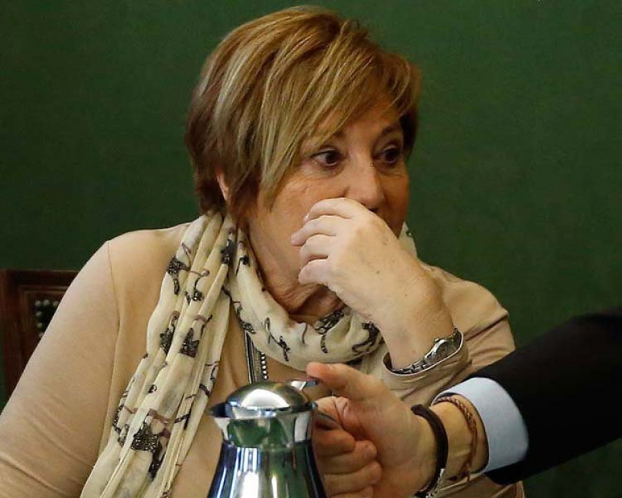 Celia Villalobos abre la boca y se la cierra a la mareante Yolanda Díaz