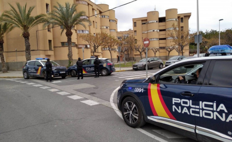 Cárcel sin fianza para la pareja detenida por la muerte de un bebé en Elche