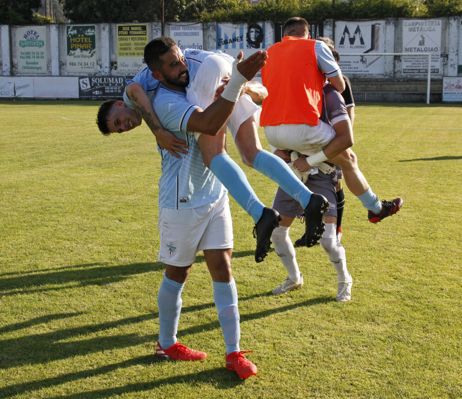 El Villalonga no falla ante el Gran Peña y jugará por subir