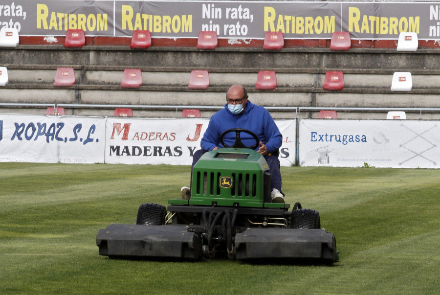 A Lomba ya tiene segadora y Vilagarcía valora engalanarse para el play-off