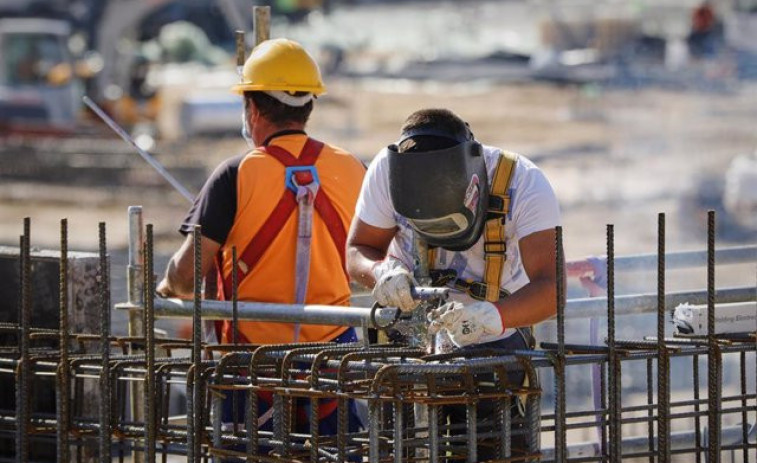 Las ofertas de empleo que piden FP destronan a los estudios universitarios en el año de pandemia