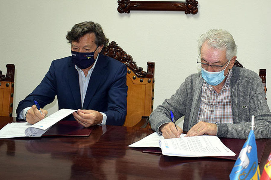 El Concello de Valga firma un convenio con la Xunta para reformar el pabellón de Beiro