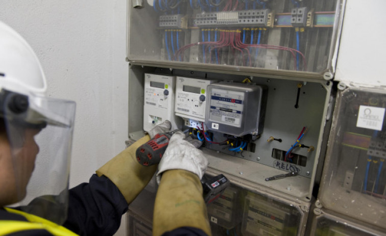 El precio de la luz alcanzará hoy su nivel más alto desde Filomena, con más de 90 euros por MWh