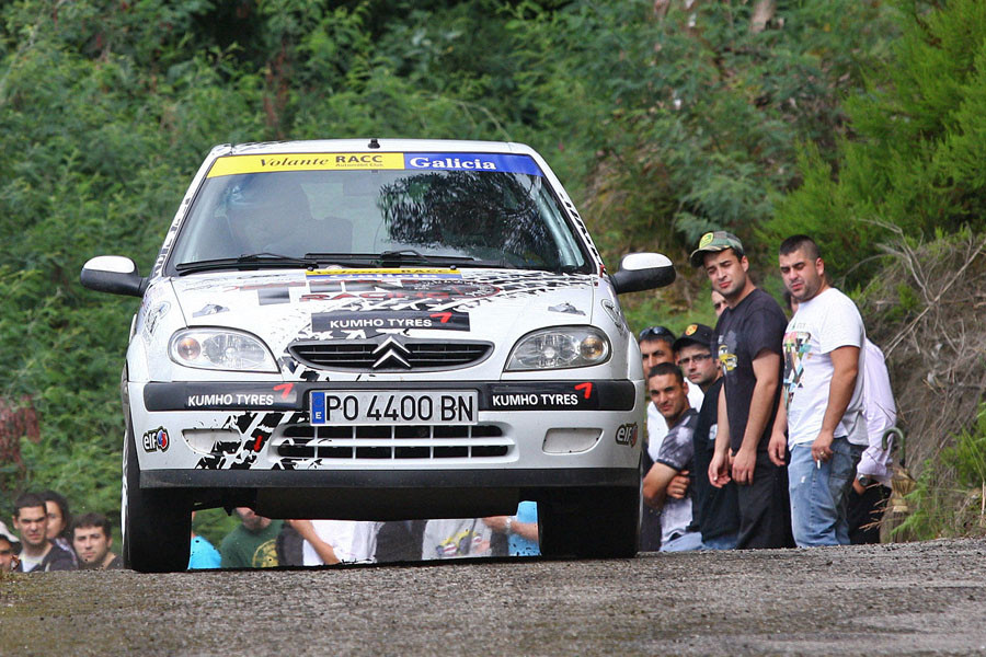 El III Rally de Pontevedra alza  el telón esta tarde en Sanxenxo