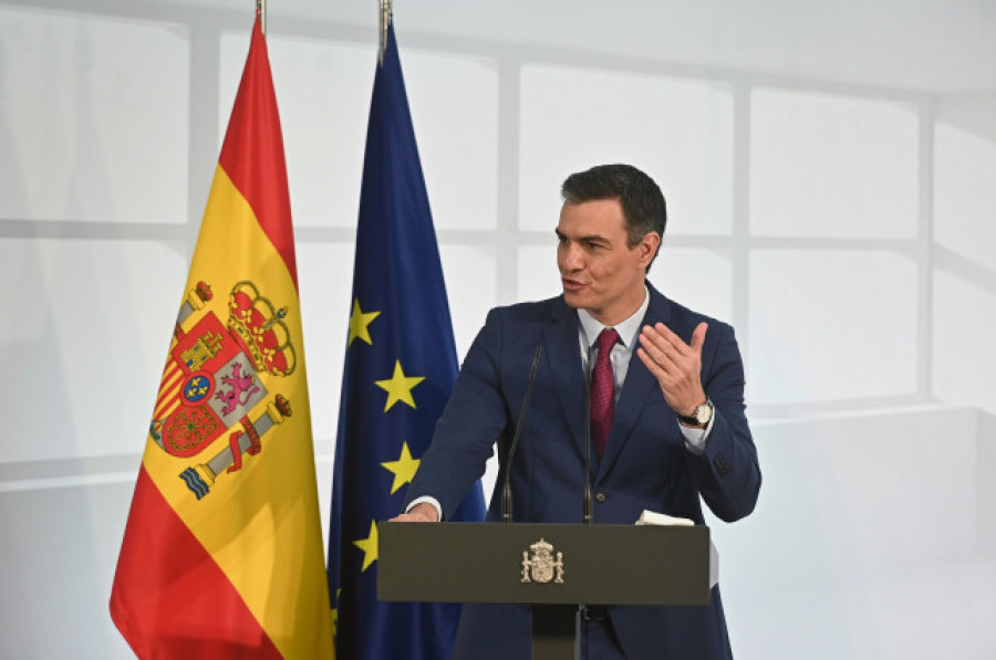 Sánchez anuncia que el Gobierno aprobará este martes los indultos a los presos del 1-O
