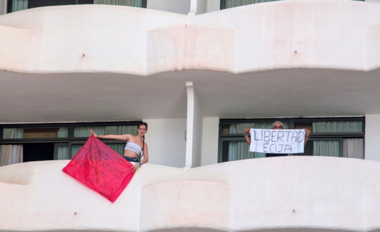 El juzgado mantiene en cuarentena en el hotel de Mallorca solo a los jóvenes que son positivos en covid