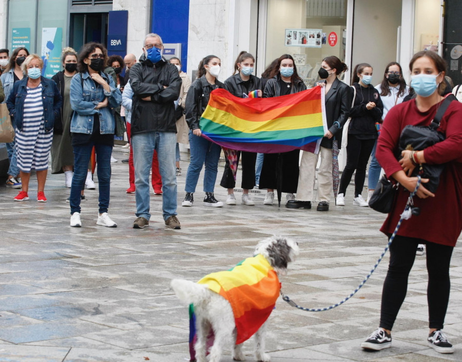 Arousa clama contra la LGTBIfobia y exige “xustiza para Samuel”   y una investigación “a fondo”