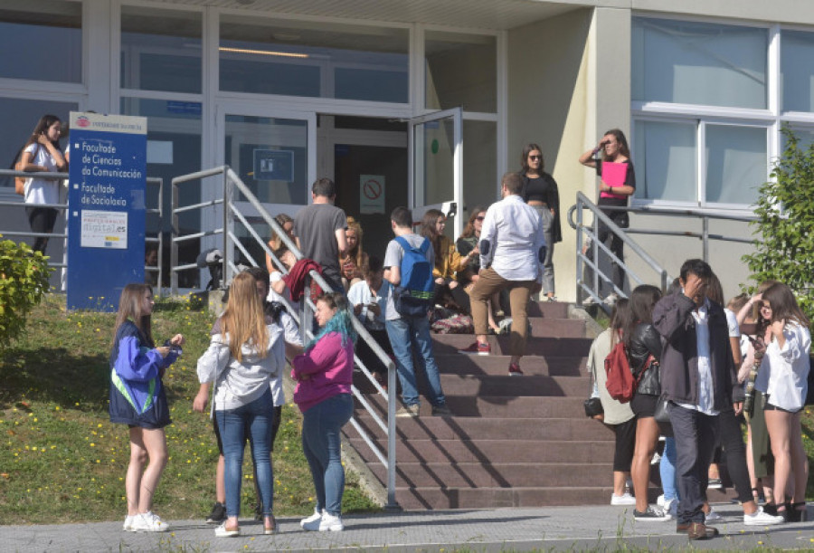 Cuatro dobles grados de la USC encabezan las notas de corte en Galicia, con más de 20 carreras por encima del 12