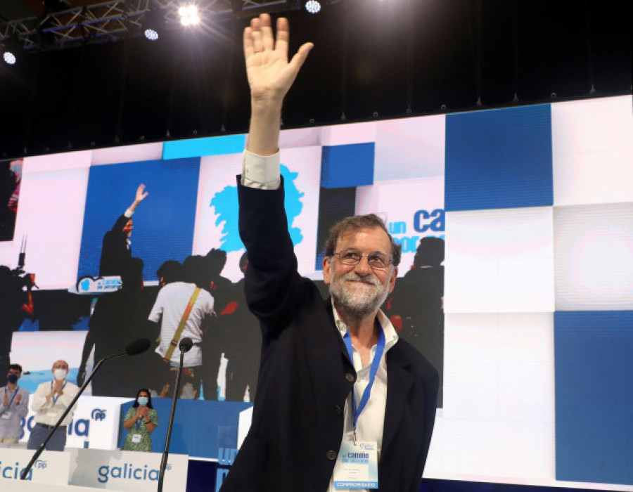 Rajoy: "En el Gobierno hay demasiada política de tuit, de titular, de propaganda"