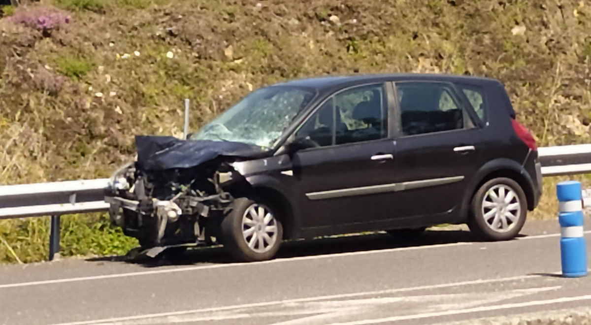 El otro vehículo implicado en el siniestro fue un Renault Megane Scenic  Chechu Río