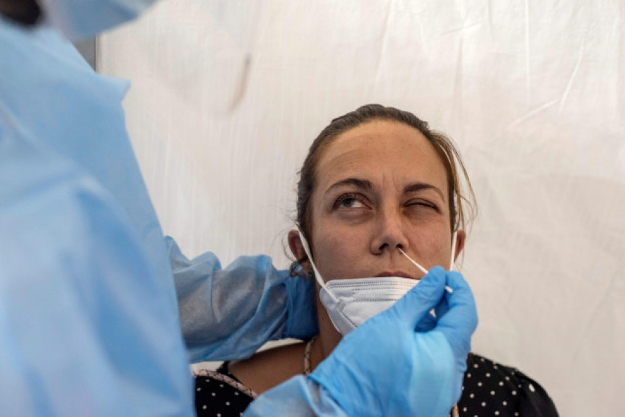 Galicia supera los 10.000 casos activos de covid y suma 23 nuevos hospitalizados