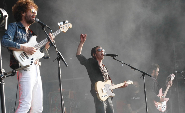 Los conciertos de Sidonie y Lori Meyers hacen vibrar al público en el Atlantic Fest