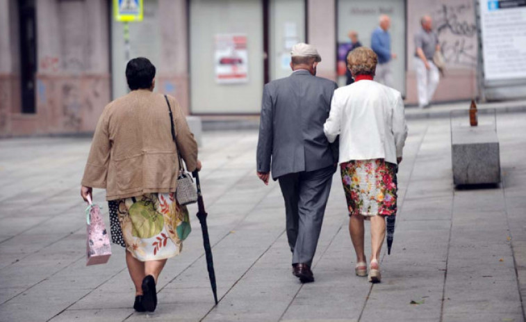 La pensión media en Galicia sube un 2,38% en julio, hasta 880,63 euros