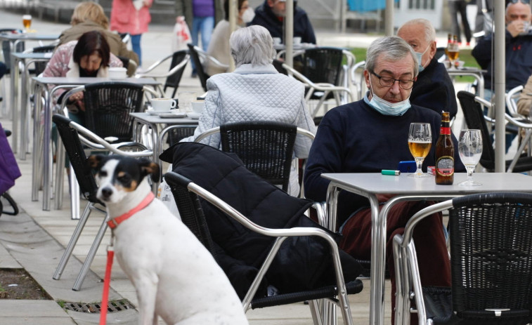 Las restricciones del covid dejan huella en O Salnés, que solo crea 398 empleos