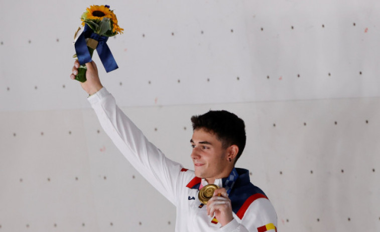 El español Alberto Ginés logra el primer oro olímpico en escalada
