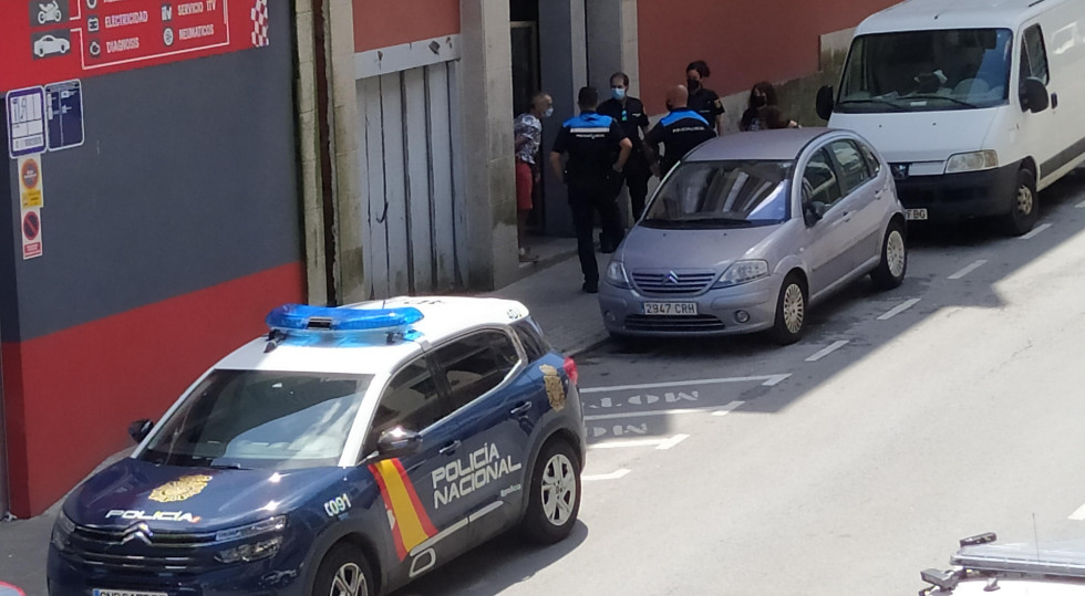 La Policía buscó en su casa en Martín y el edificio okupa de Abesadas