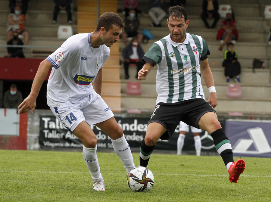 El Arosa inicia su andadura en la Copa RFEF hoy en A Lomba ante el Bouzas