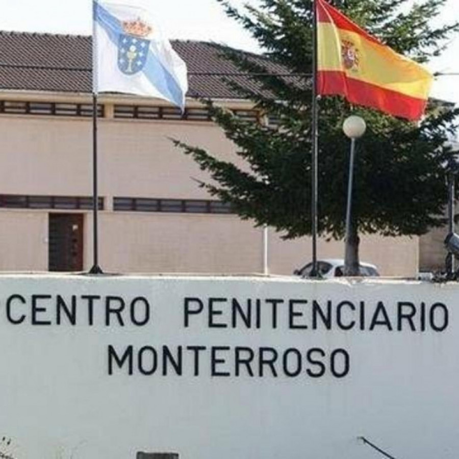 Abren expediente a tres trabajadores de la cárcel de Monterroso por el vídeo de internos tatuándose