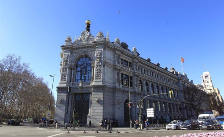 El Banco de España advierte a los clientes sobre los regalos de los bancos por domiciliar la nómina