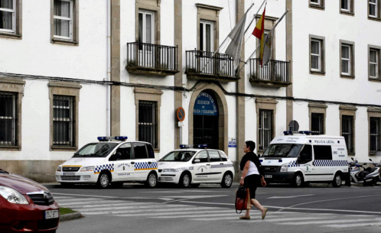 La Policía Local interviene en una concentración de coches en el polígono de As Gándaras (Lugo)