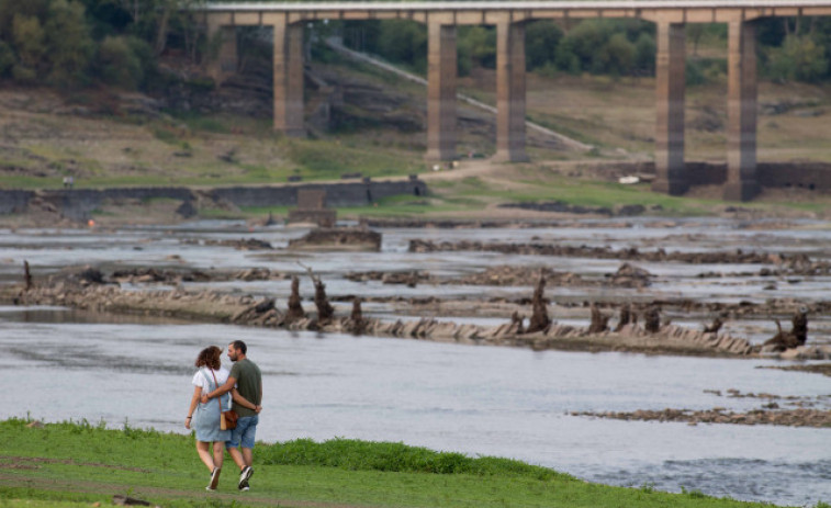 La Xunta advierte que en la presa de Belesar “ya no hay agua embalsada”