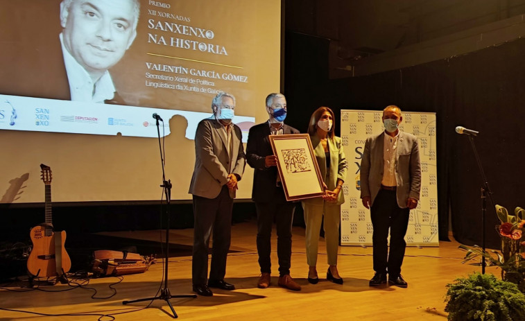 “Sanxenxo na historia” se despide con la entrega de su premio y una mesa sobre González Besada